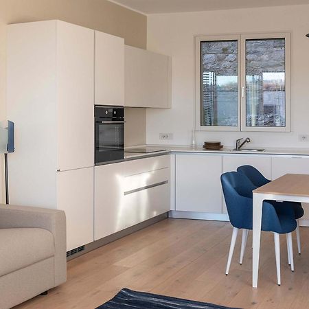Serviced Apartments By Hotel De Charme Laveno-Mombello Extérieur photo