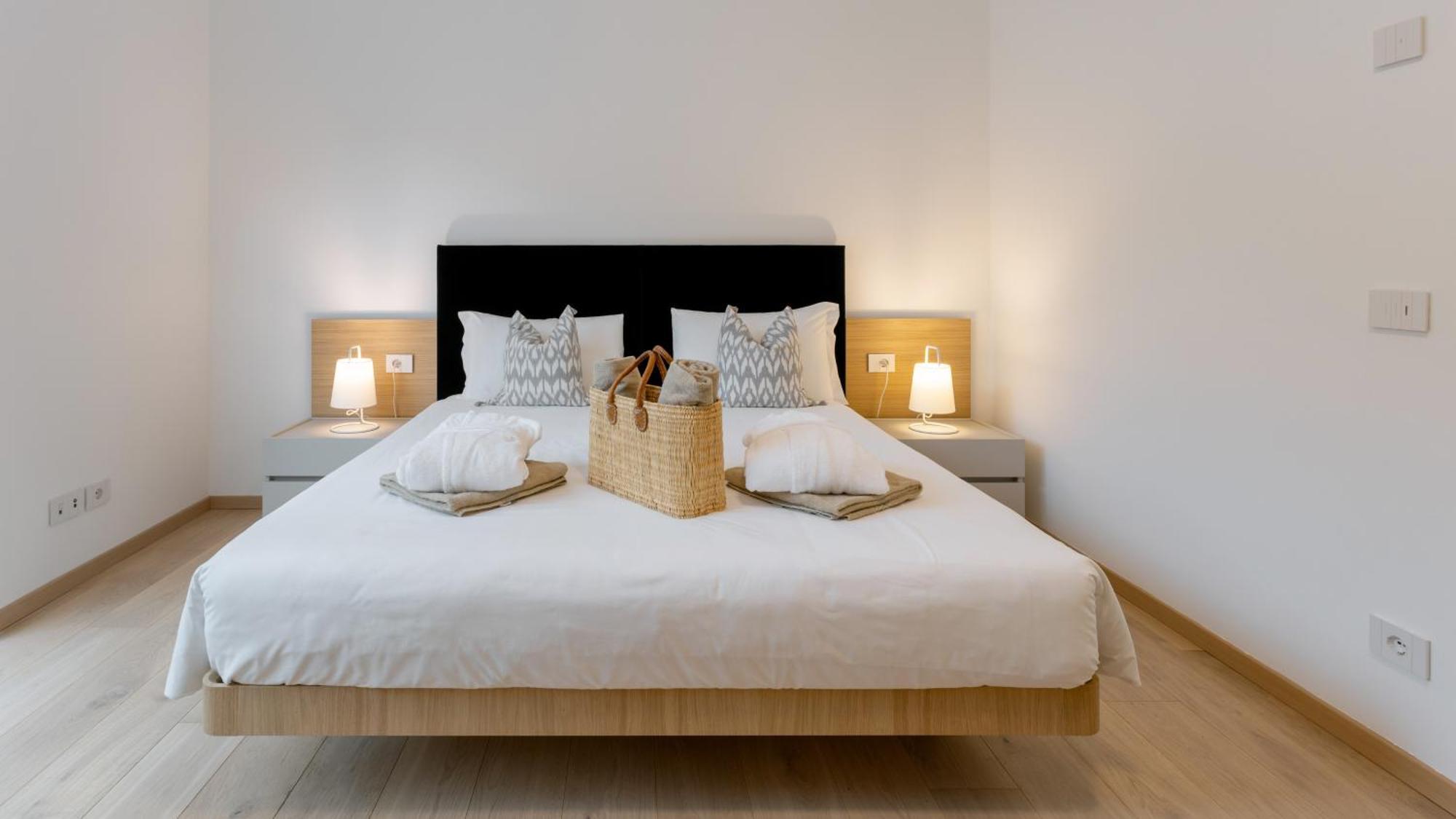 Serviced Apartments By Hotel De Charme Laveno-Mombello Extérieur photo
