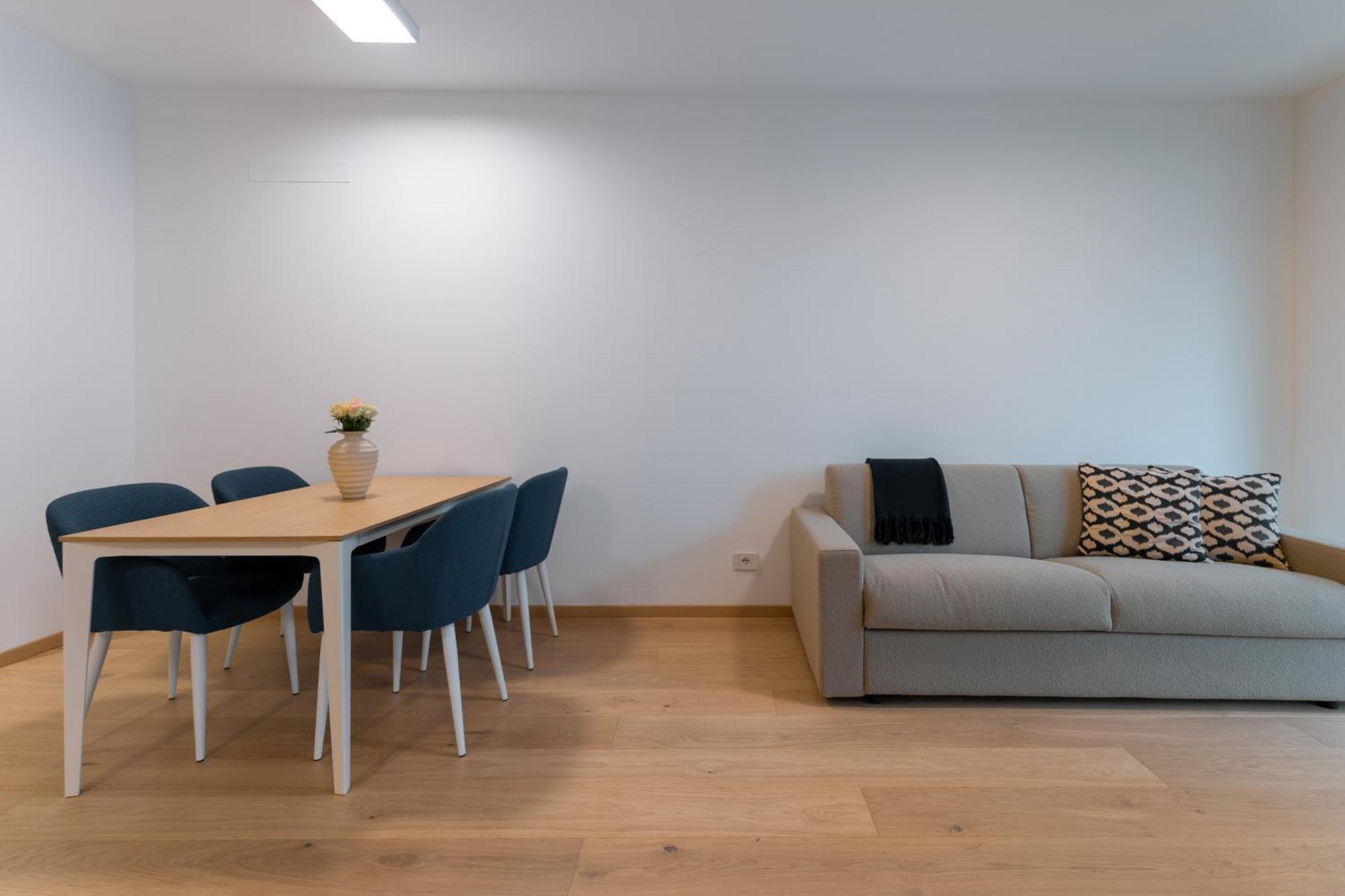 Serviced Apartments By Hotel De Charme Laveno-Mombello Extérieur photo