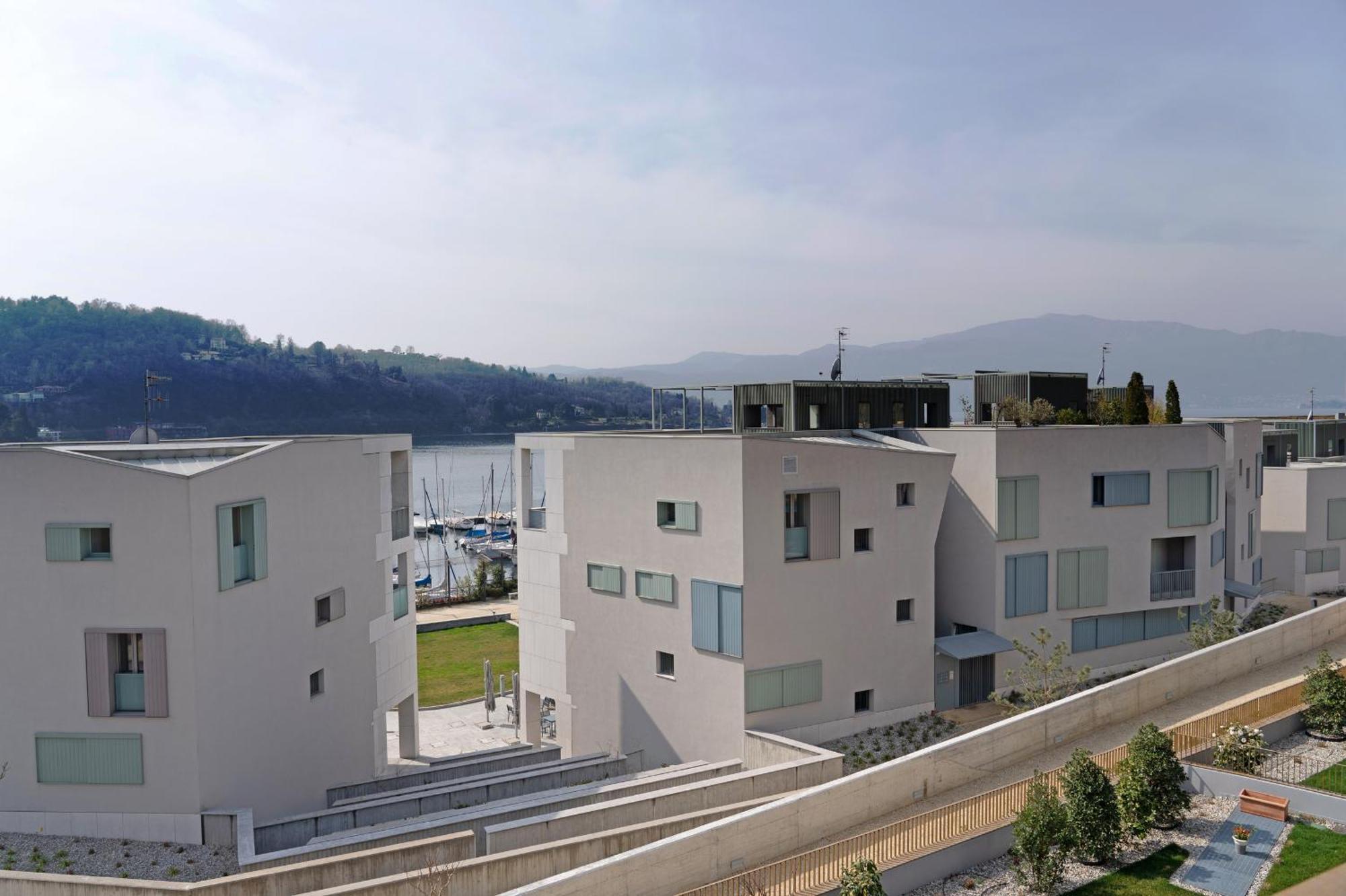 Serviced Apartments By Hotel De Charme Laveno-Mombello Chambre photo