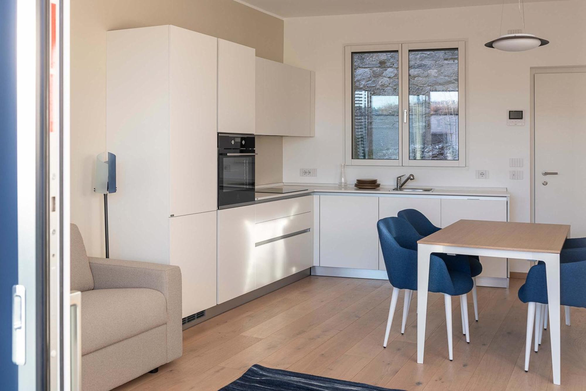 Serviced Apartments By Hotel De Charme Laveno-Mombello Extérieur photo