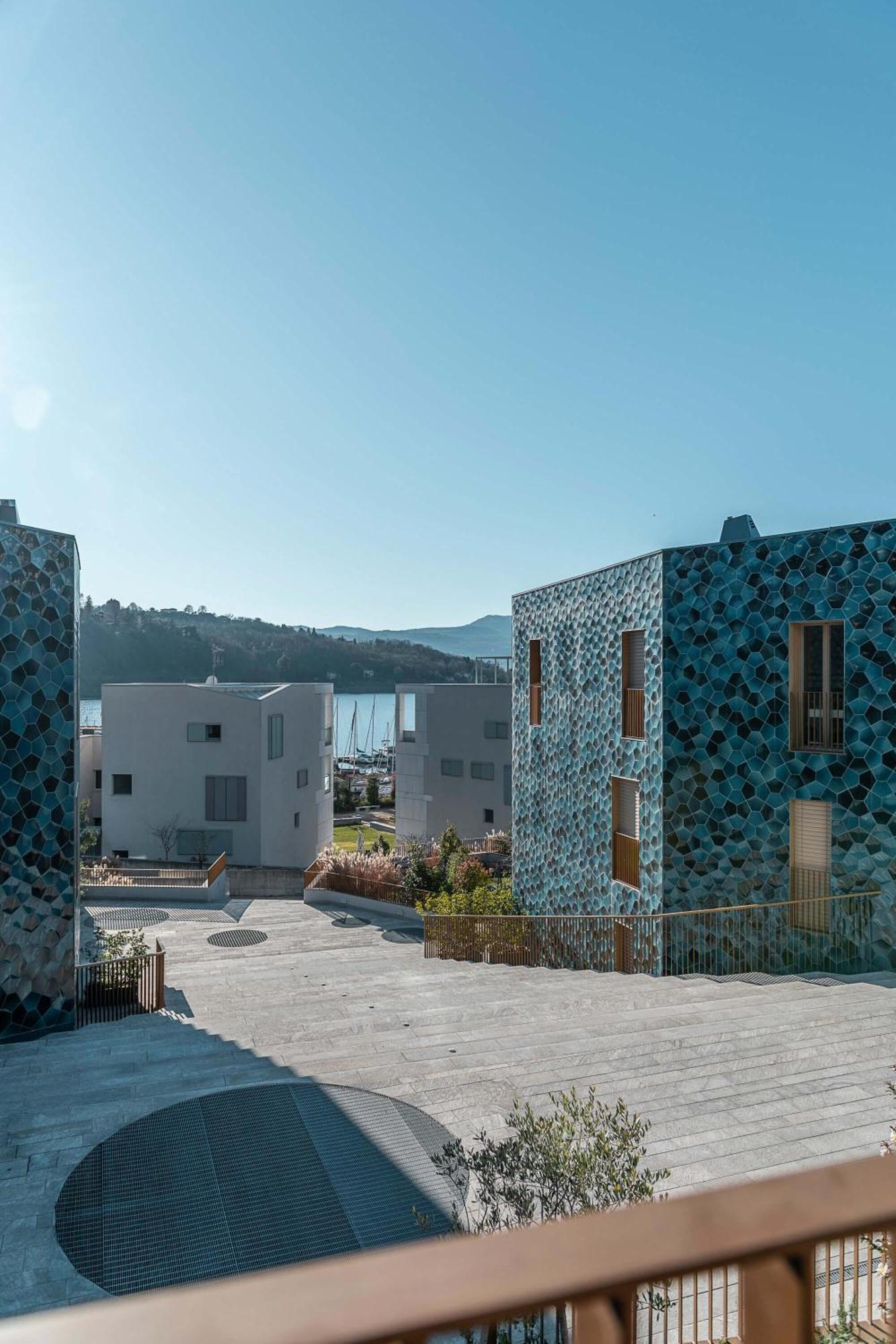 Serviced Apartments By Hotel De Charme Laveno-Mombello Extérieur photo
